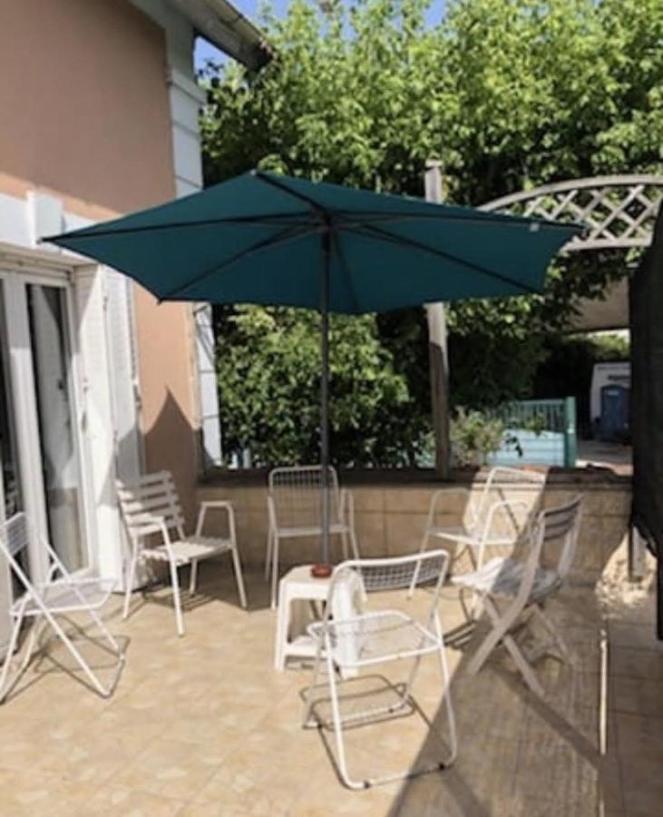 Residence Banlieue Parisienne Neuilly Exterior foto